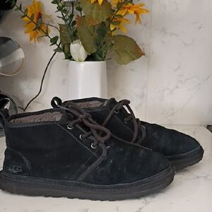 UGG Men's Dark Chukka Neumel Boots